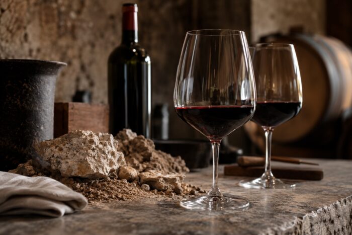 Rotweinverkostung zu Pomerol mit Merlot und Terroirbezug